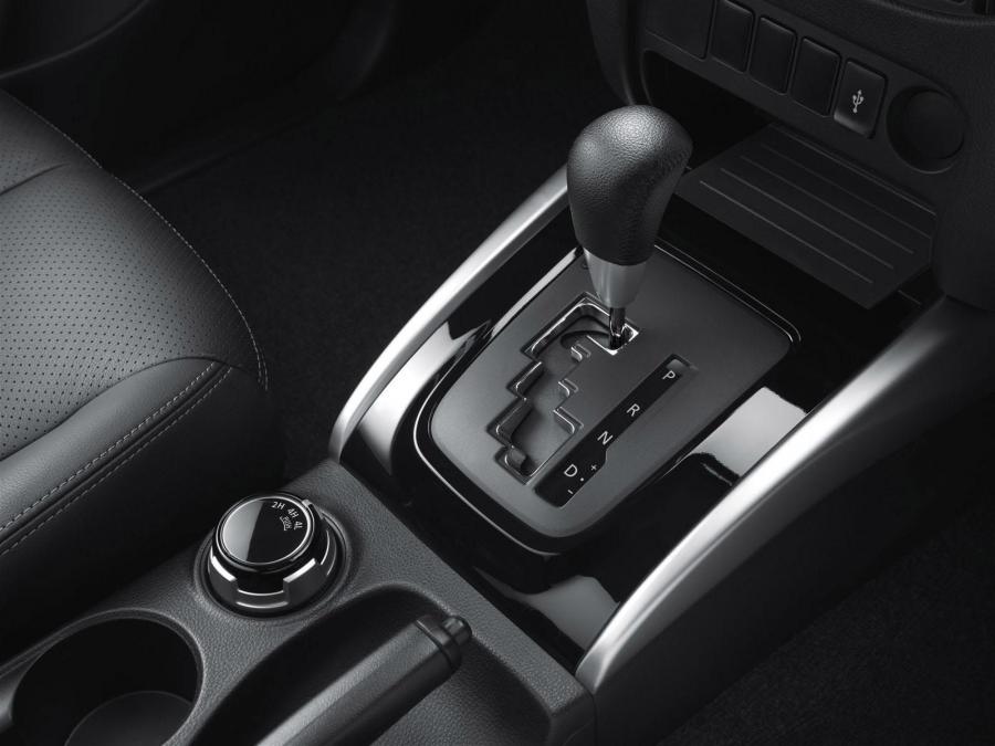 Mitsubishi Triton Double Cab 2015 года  (TH) (фото 11 из 29)